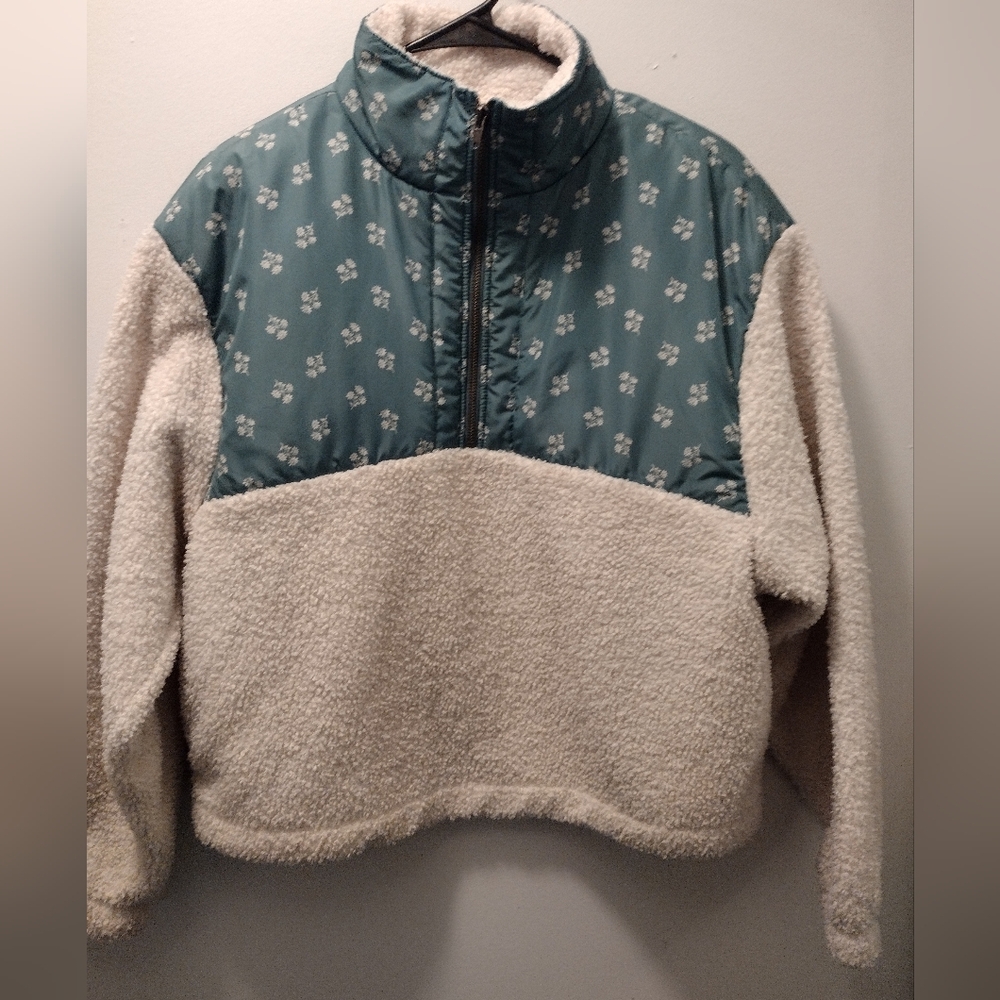 Universal Threads Sweatshirt - Picture 1 of 6